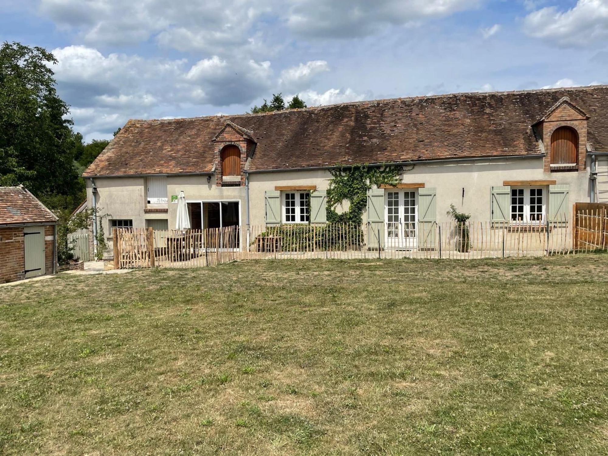 Le Gite De Gaia Ξενοδοχείο Villemer  Εξωτερικό φωτογραφία